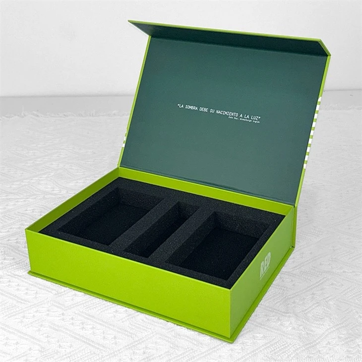 custom packaging for shirts (1)